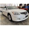 Image 8 : PARKSVILLE - 2011 NISSAN ALTIMA WHITE 244659 KMS - 140990-3