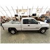 Image 12 : PARKSVILLE - 2001 DODGE RAM 2500 WHITE 173156 KMS - 580717-4