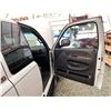 Image 32 : PARKSVILLE - 2001 DODGE RAM 2500 WHITE 173156 KMS - 580717-4