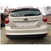 Image 17 : PARKSVILLE - 2012 FORD FOCUS WHITE 209732 KMS - 459524-2
