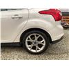 Image 29 : PARKSVILLE - 2012 FORD FOCUS WHITE 209732 KMS - 459524-2
