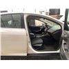 Image 36 : PARKSVILLE - 2012 FORD FOCUS WHITE 209732 KMS - 459524-2