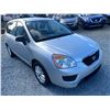Image 9 : PARKSVILLE - 2012 KIA RONDO SILVER  81400 KMS - 394304-2