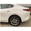 Image 29 : PARKSVILLE - 2020 MAZDA 3 WHITE 205521 KMS - 129818-1