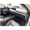 Image 38 : PARKSVILLE - 2020 MAZDA 3 WHITE 205521 KMS - 129818-1