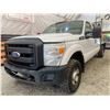 Image 2 : PARKSVILLE - 2011 FORD F-350 WHITE 258,256 KMS - A76538-1