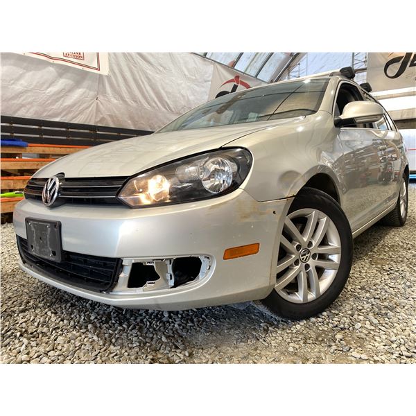 PARKSVILLE - 2011 VOLKSWAGEN JETTA SPORTWAGEN SILVER 190458 KMS - 649591-2