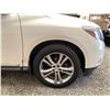 Image 32 : PARKSVILLE - 2014 NISSAN PATHFINDER WHITE 226,156 KMS TMU - 732921-3
