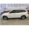 Image 34 : PARKSVILLE - 2014 NISSAN PATHFINDER WHITE 226,156 KMS TMU - 732921-3
