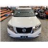 Image 50 : PARKSVILLE - 2014 NISSAN PATHFINDER WHITE 226,156 KMS TMU - 732921-3