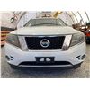 Image 52 : PARKSVILLE - 2014 NISSAN PATHFINDER WHITE 226,156 KMS TMU - 732921-3
