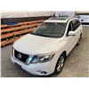 Image 53 : PARKSVILLE - 2014 NISSAN PATHFINDER WHITE 226,156 KMS TMU - 732921-3