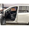 Image 8 : PARKSVILLE - 2014 NISSAN PATHFINDER WHITE 226,156 KMS TMU - 732921-3