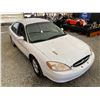 Image 10 : PARKSVILLE - 2000 FORD TAURUS WHITE 261281 KMS - B132351