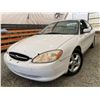Image 1 : PARKSVILLE - 2000 FORD TAURUS WHITE 261281 KMS - B132351