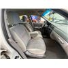 Image 39 : PARKSVILLE - 2000 FORD TAURUS WHITE 261281 KMS - B132351