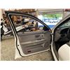 Image 49 : PARKSVILLE - 2000 FORD TAURUS WHITE 261281 KMS - B132351