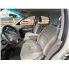 Image 51 : PARKSVILLE - 2000 FORD TAURUS WHITE 261281 KMS - B132351