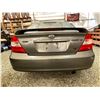 Image 17 : PARKSVILLE - 2003 TOYOTA CAMRY GREY 370809 KMS - 093303-2