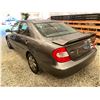Image 21 : PARKSVILLE - 2003 TOYOTA CAMRY GREY 370809 KMS - 093303-2