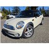 Image 1 : DUNCAN - 2010 MINI CLUBMAN WHITE  162596 KMS - X52174-1
