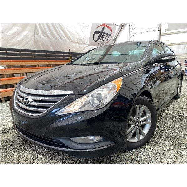 PARKSVILLE - 2014 HYUNDAI SONATA BLACK 197163 KMS - 835361-3