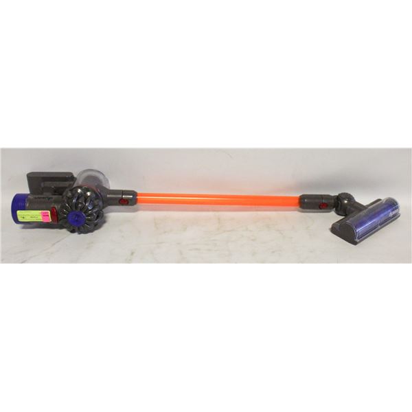CASDON DYSON TOY VACUUM WITH BATTERIES