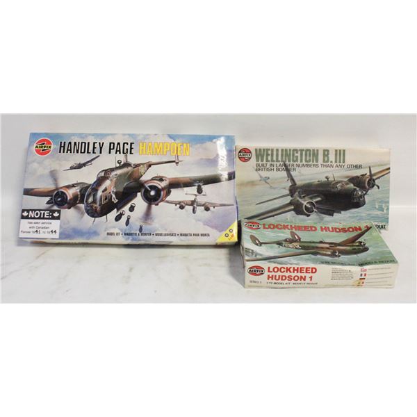 LOT OF 3 VINTAGE WW2 AIRPLANE MODEL SETS