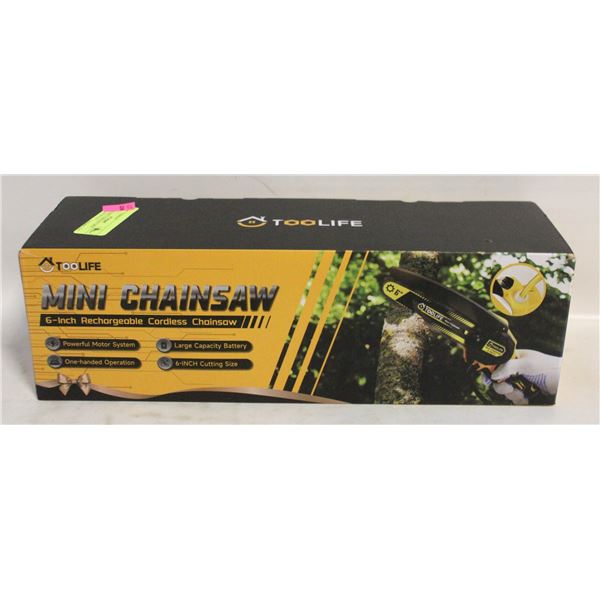 NEW IN BOX CORDLESS MINI CHAINSAW W/FAST