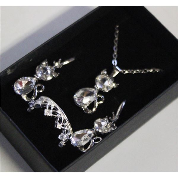 NEW NECKLACE AND RING WITH EARRINGS