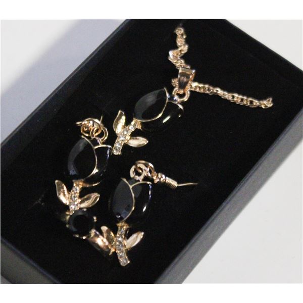 NEW NECKLACE AND RING WITH EARRINGS