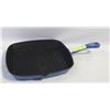 Image 1 : CUISINART CAST IRON 9" GRIDDLE PAN