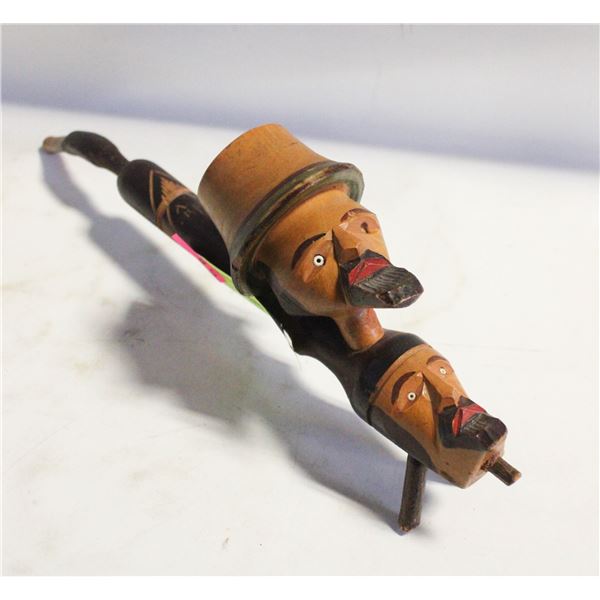 VINTAGE ITALIAN WOODEN CARVED FOLK ART PIPE