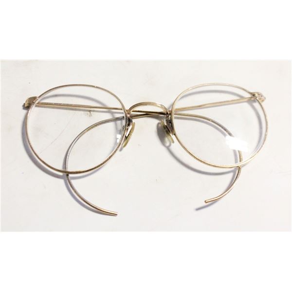 OLD ESTATE EYE GLASSES WITH GOLD CONTENT