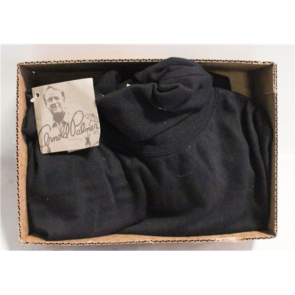 ARNOLD PALMER MED - NEW WITH TAGS
