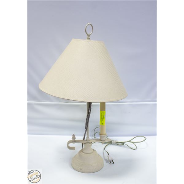 VINTAGE CANDLE STICK LAMP H-25"