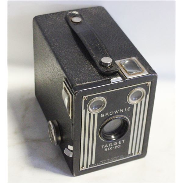 BROWNIE TARGET SIX 20 CAMERA