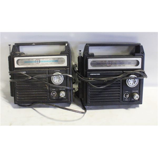 2 VINTAGE RADIOS