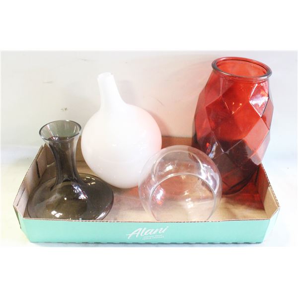LOT OF 4 DECORATIVE GLASS VASES