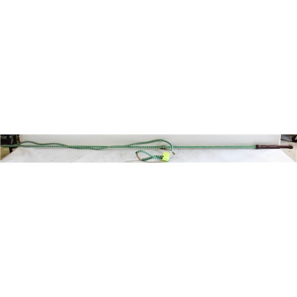 ESTATE GREEN WHITE EQUINE WHIP