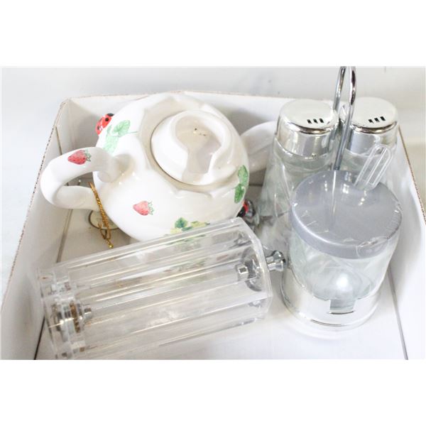 ESTATE CONDIMENTS DISHES ASSORTED