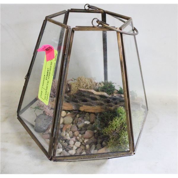 GLASS/METAL TERRARIUM- 12 PANEL