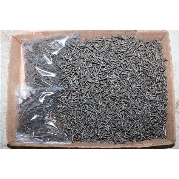 FLAT OF DRYWALL SCREWS VARIOUS SIZES
