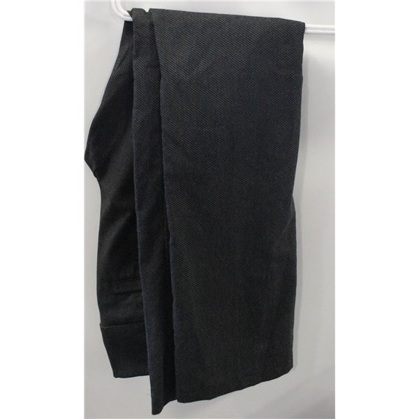 NEW W/TAGS LADIES SZ 2 GREY DRESS PANTS