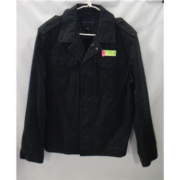 MEN'S BANANA REPUBLIC MILITARY STYLE