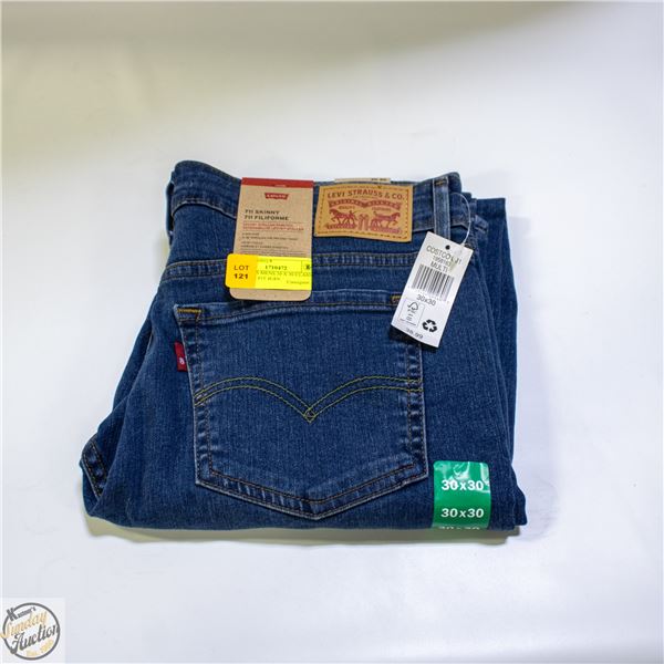 NEW LEVIS MENS 30 X 30 CLASSIC STRAIGHT FIT JEAN