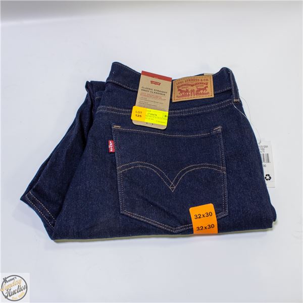 NEW LEVIS MENS 32 X 30 CLASSIC STRAIGHT FIT JEAN