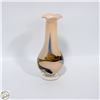 Image 1 : VINTAGE HAND-BLOWN ART GLASS VASE