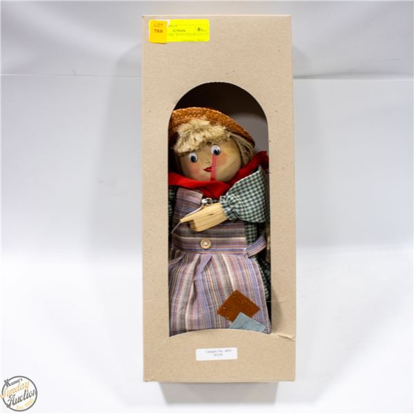 WOODEN GIRL WITH STRAW HAT 14"