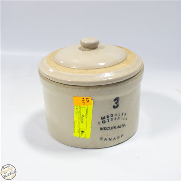 VINTAGE MEDALTA 1/3 GALLON CROCK W/ LID